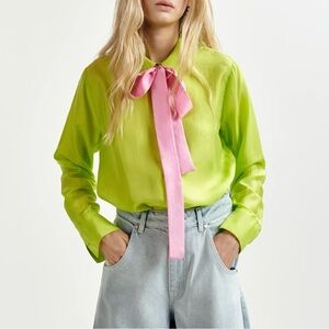 essential antwerp silky green button up